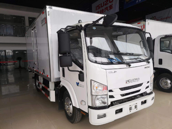 庆铃五十铃M100轻卡再获奖项