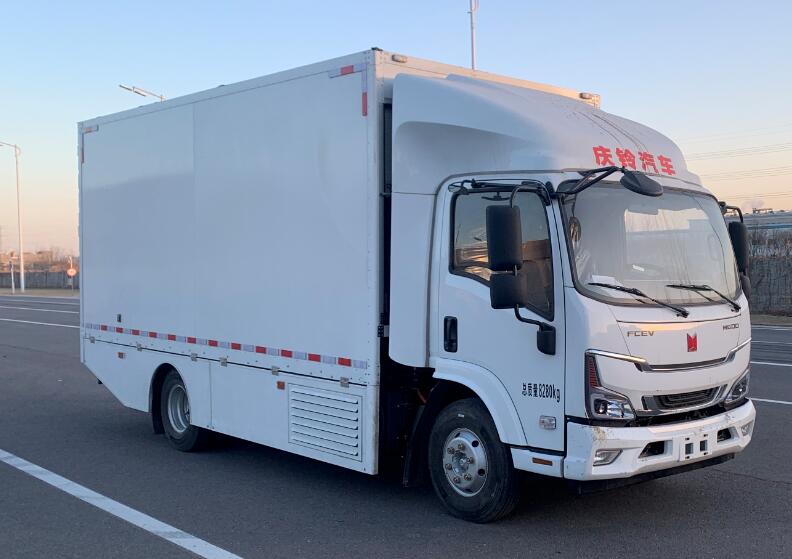 五十铃牌4.5米氢燃料电池厢式运输车