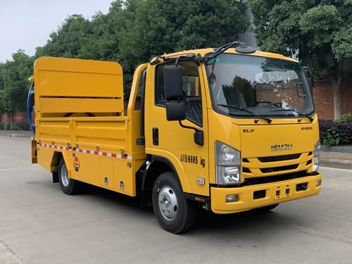 五十铃120马力单排防撞缓冲车