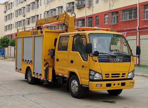 五十铃双排座3815轴距黄牌救险车